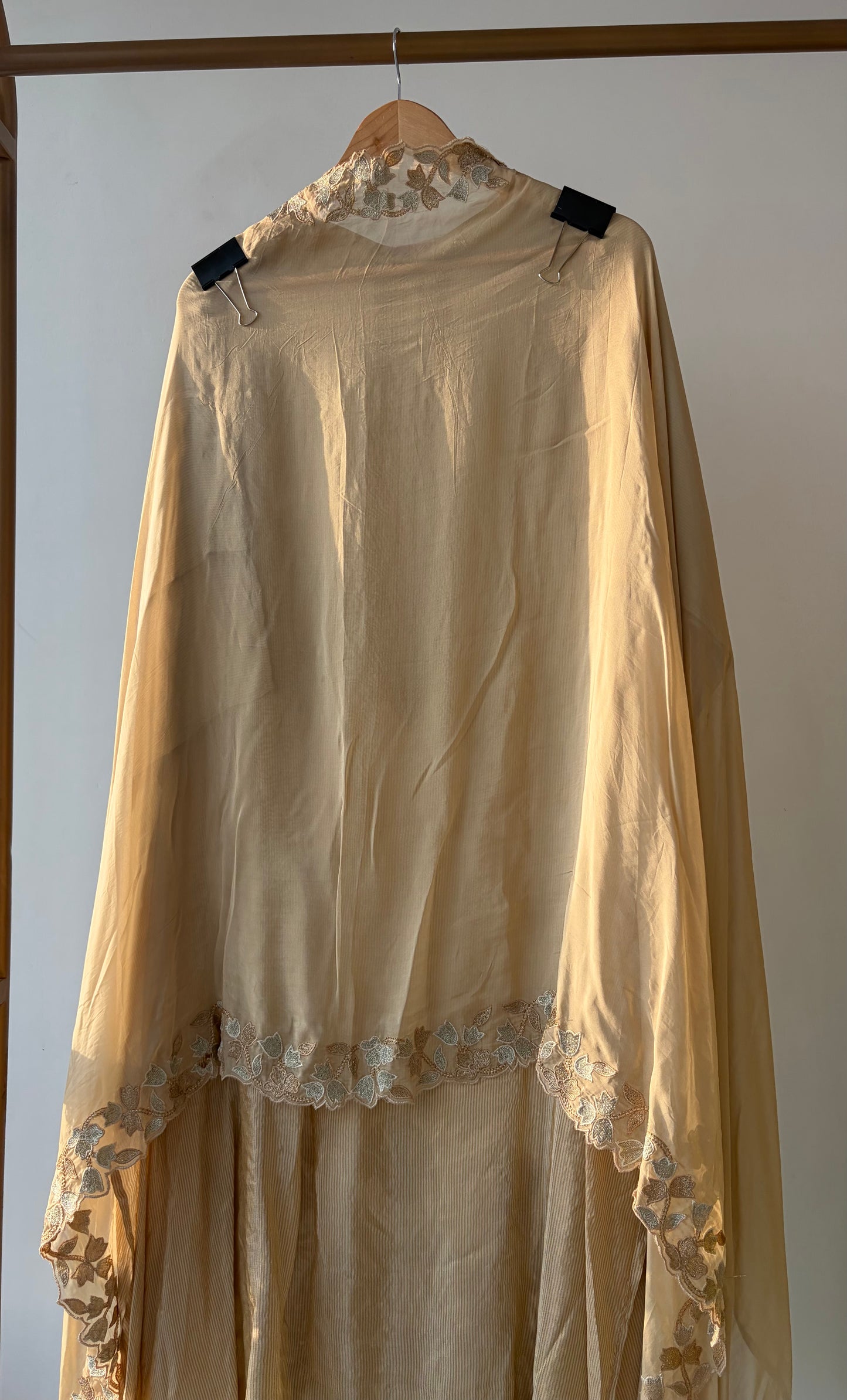 Zari Metallic Foil Shimmer Semi Stitched Suit