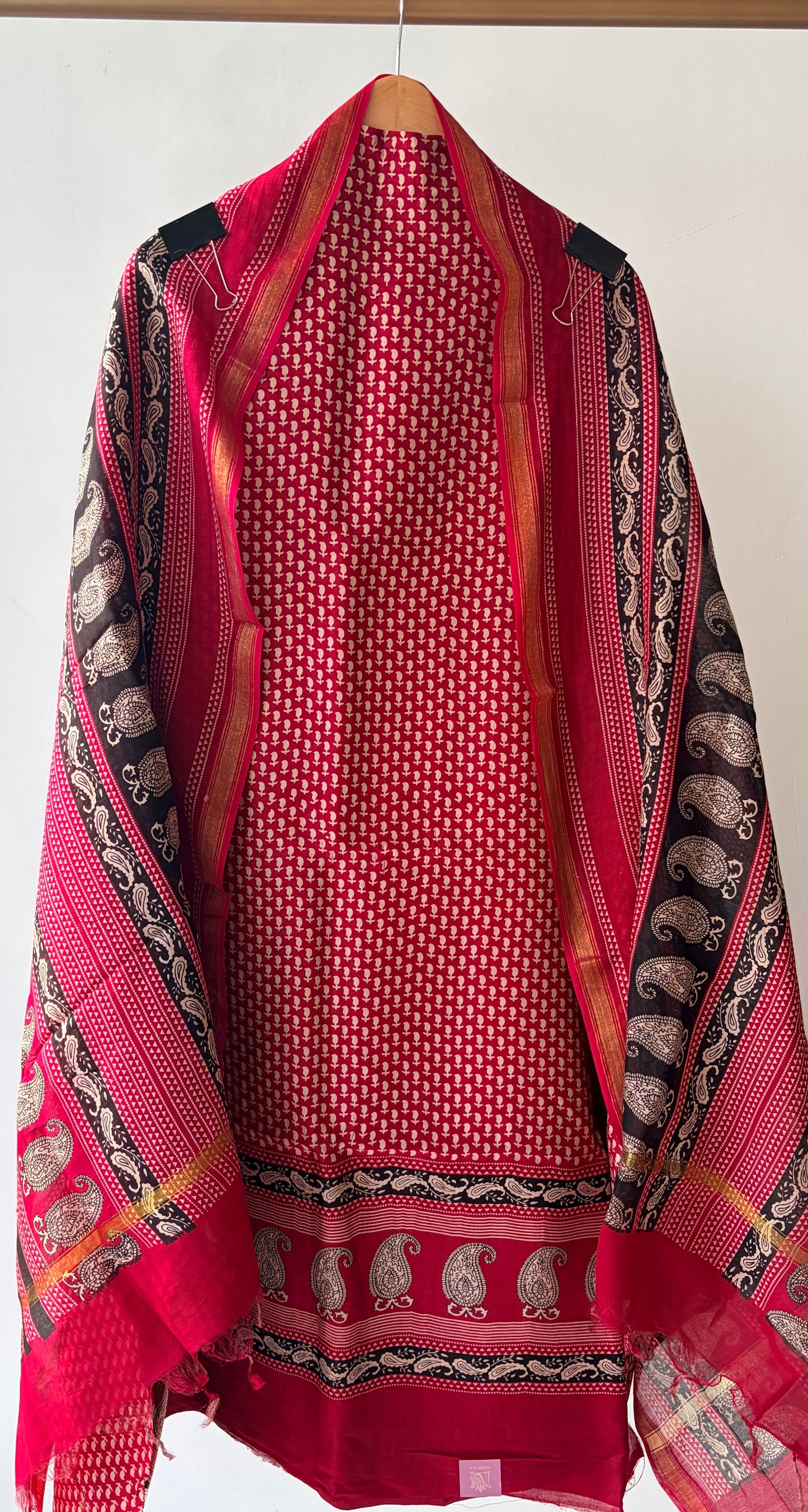 Red Maheshwari Unstitched Suit