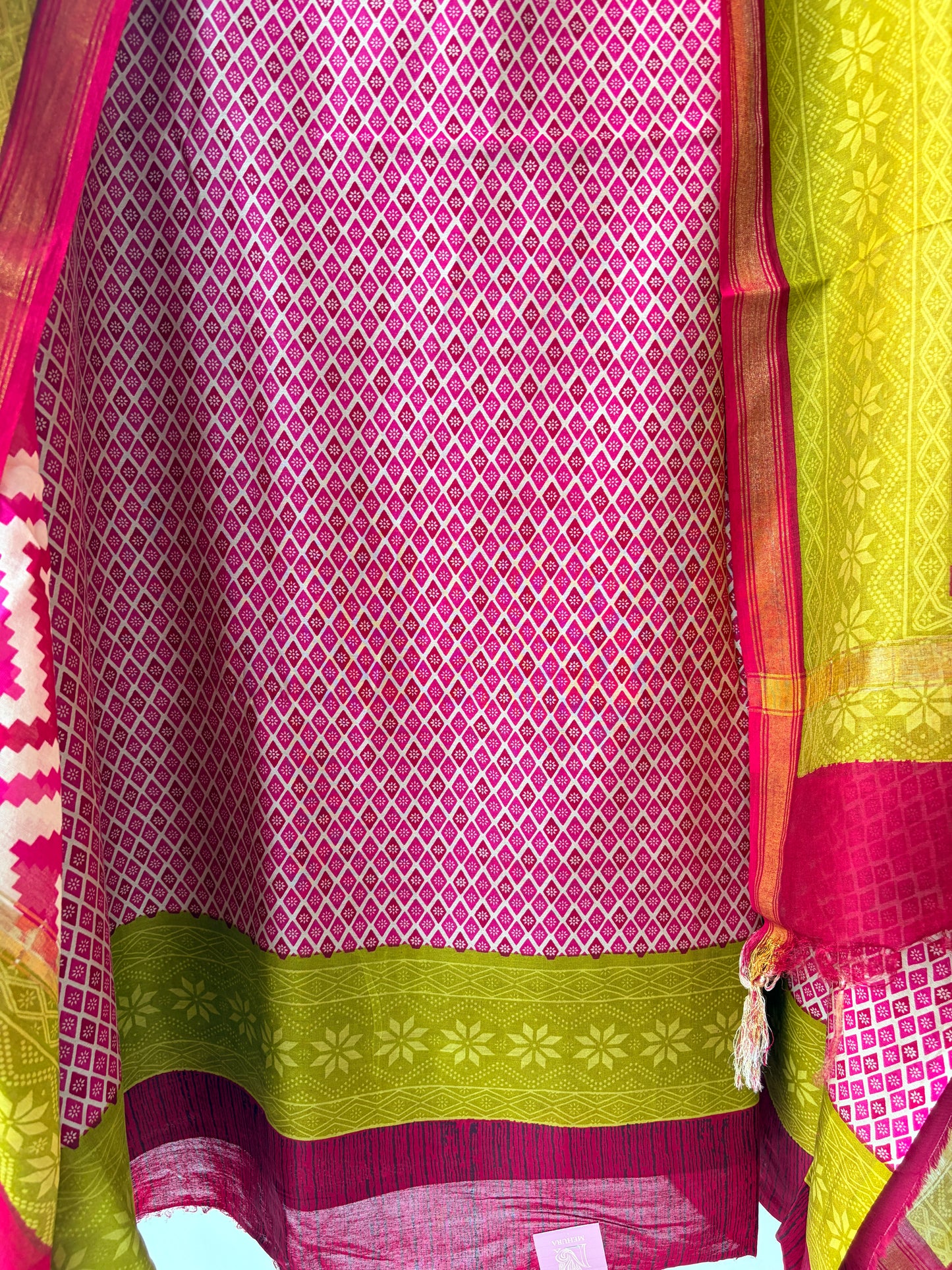 Red Maheshwari Silk Unstitched Suit