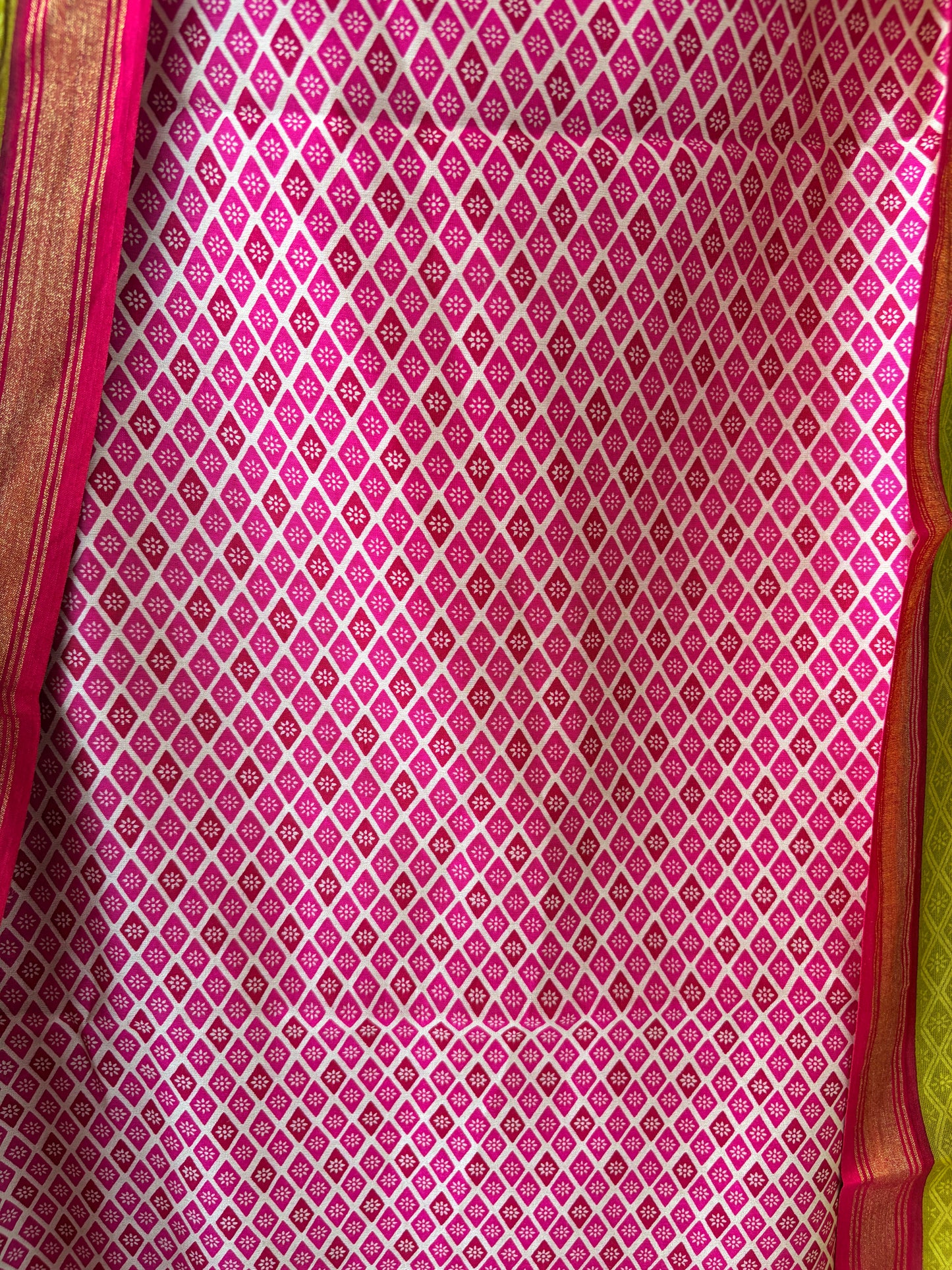Red Maheshwari Silk Unstitched Suit